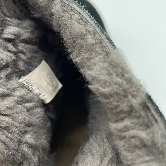 Ugg Classic Mini Stargirl Bow Women's Boots  Size 9 - Picture 6 of 6